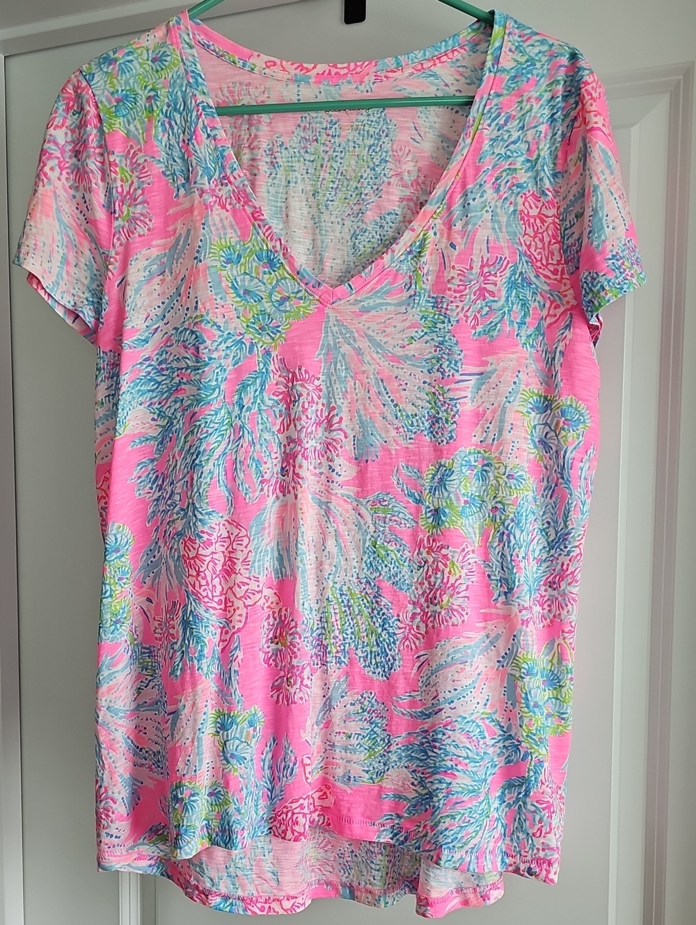Lilly Pulitzer Pink Multicolor Floral V-Neck Tee